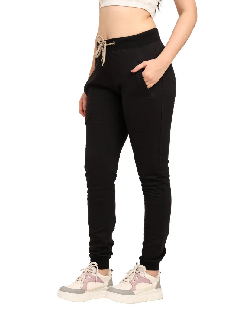 Casual Jogger Black Kangaroo fit left.webp