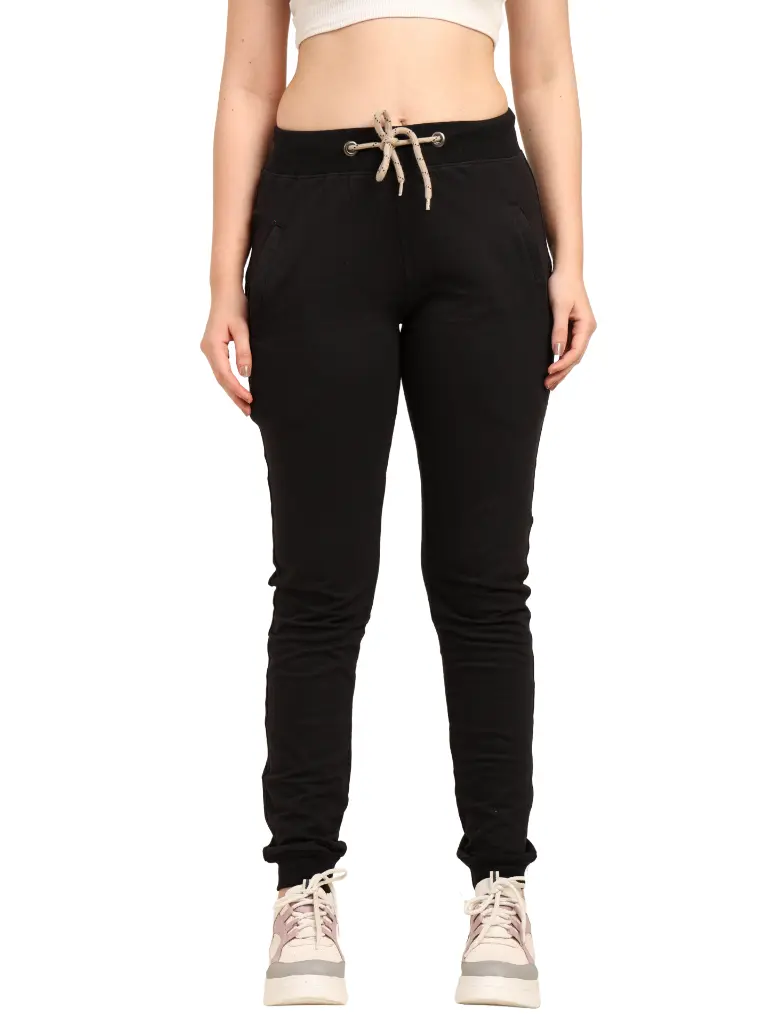 Casual Jogger Black Kangaroo fit front.webp