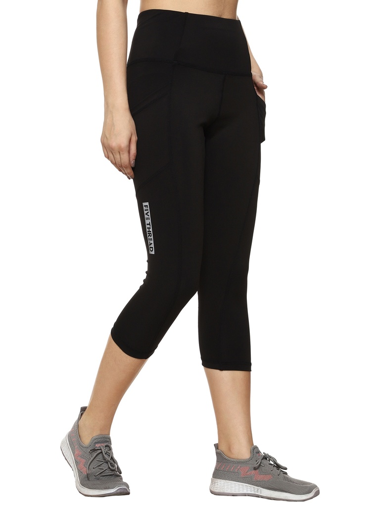 7/8 Pocket Leggings Right side